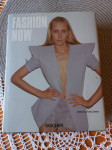 FASHION NOW, v angleščini