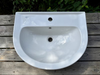 Umivalnik Ideal Standard 60x46,5 (kot Laufen, Villeroy Boch, Dolomite)