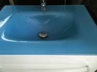 Umivalnik komplet z omarico, pipo MPC 900 €