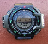 Casio ProTrek PRT-40 Ura je v delujočem stanju  Vtavljene nove baterij