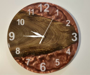 Stenska ura iz epoxy bakrenega emberja in lesa 350mm