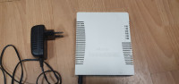 Prodam router WIFI MIKROTIK 951G 2HND