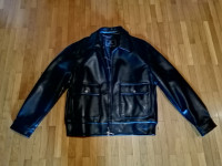 Različne jakne, večinoma usnje, L / XL