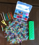 Set za izdelavo zapestnic, obeskov in ostalih dodatkov / LOOM