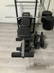 Bench z utežmi