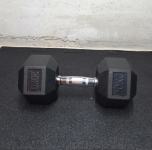 Gumirana heksagonalna utež 20 kg