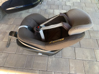Isofix Maxicosi 2WayFix - dvostransko pritrjevanje lupinice in sedeža