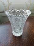 Bogato burušena kristalna vaza Rogaška, viš. 13 cm