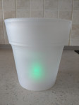 Nov cvetlični lonček z LED lučko 17x16cm