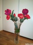 Steklena vaza (50 cm) in umetno cvetje