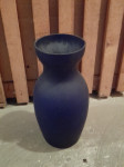 vaza steklena modra