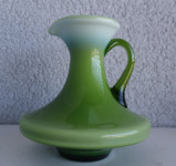 Vaza v obliki vrčka, višina 15 cm