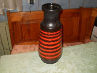 samostoječa vaza