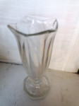 Steklena vaza 20 cm