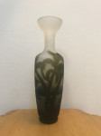 Steklena vaza Art nuveau v stilu Galle