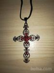 Ogrlica z križom