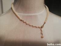 Verižica, bele perlice