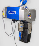 Električno verižno dvigalo ABUS GM6 1250kg, V: 8/2 m/min, H: 10m