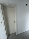 Notranja vrata s skritim okovjem (2 kom)
