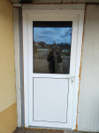 vhodna PVC vrata, s termopan šipo