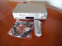 Video recorder VHS predvajalnik snemalnik