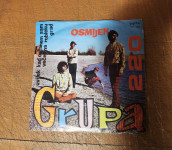 GRAMOFONSKA PLOŠČA  - GRUPA 220