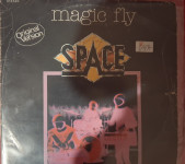 Space, Magic fly