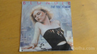 BLONDIE - THE TIDE IS HIGH