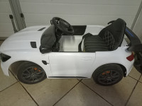 Otroški avtomobil na akumulator