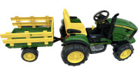 Otroški električni traktor s prikolico John Deere