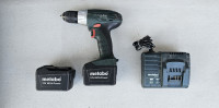 METABO 12 V BATERIJSKI VRTALNIK /VIJAČNIK BS 12 NICD baterije slabe Os