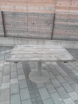 Prodam hrastovo mizo 120x90.