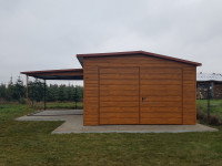 KOVINSKA GARAŽA 4 × 6 m + LOPA 3 × 3 m – 33 m²!