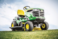 John Deere Vrtni Traktor X127 - AKCIJA