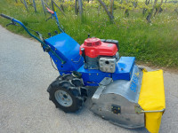 Mulčar kosilnica za strmine Honda vrtni traktor PROFI