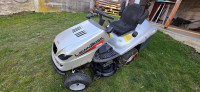 Vrtni traktor 20HP z zaporo diferenciala