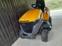 Vrtni traktor Stiga