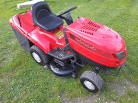 Vrtni traktor Twin Cut 20 konjev