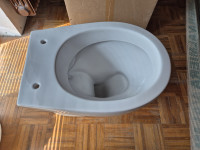 WC školjka - nova