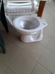 wc školjka talna