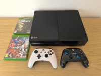 Xbox One 2 kontrolerja in igre