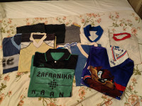 Prodam 8 starih nogometnih dresov in 3 športne majice