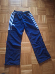 adidas trenirka spodnji del  št. 140 (8-10 let)