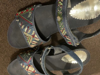 DESIGUAL natikači, številka 39