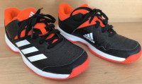 Adidas otroški športni copati 33 - superge - kot nove