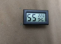 Digitalni vlagomer s termometrom