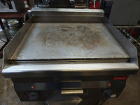 NAPULTNI ELEKTRIČNI ŽAR ... JEKLENA ŽAR PLOŠČA - INOX