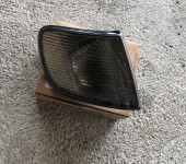 100 desni smernik AUDI žmigavec desno 1990-1994 smerokaz 01-441-1509R