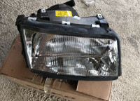 AUDI 100 desna luč desni žaromet 441-1113R 1990-1994