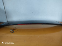 Audi Q5 zadnji spojler tratja zavorna luč štop